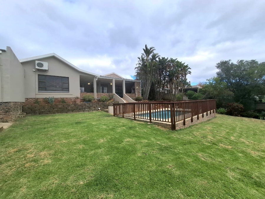 4 Bedroom Property for Sale in Dorchester Heights Eastern Cape